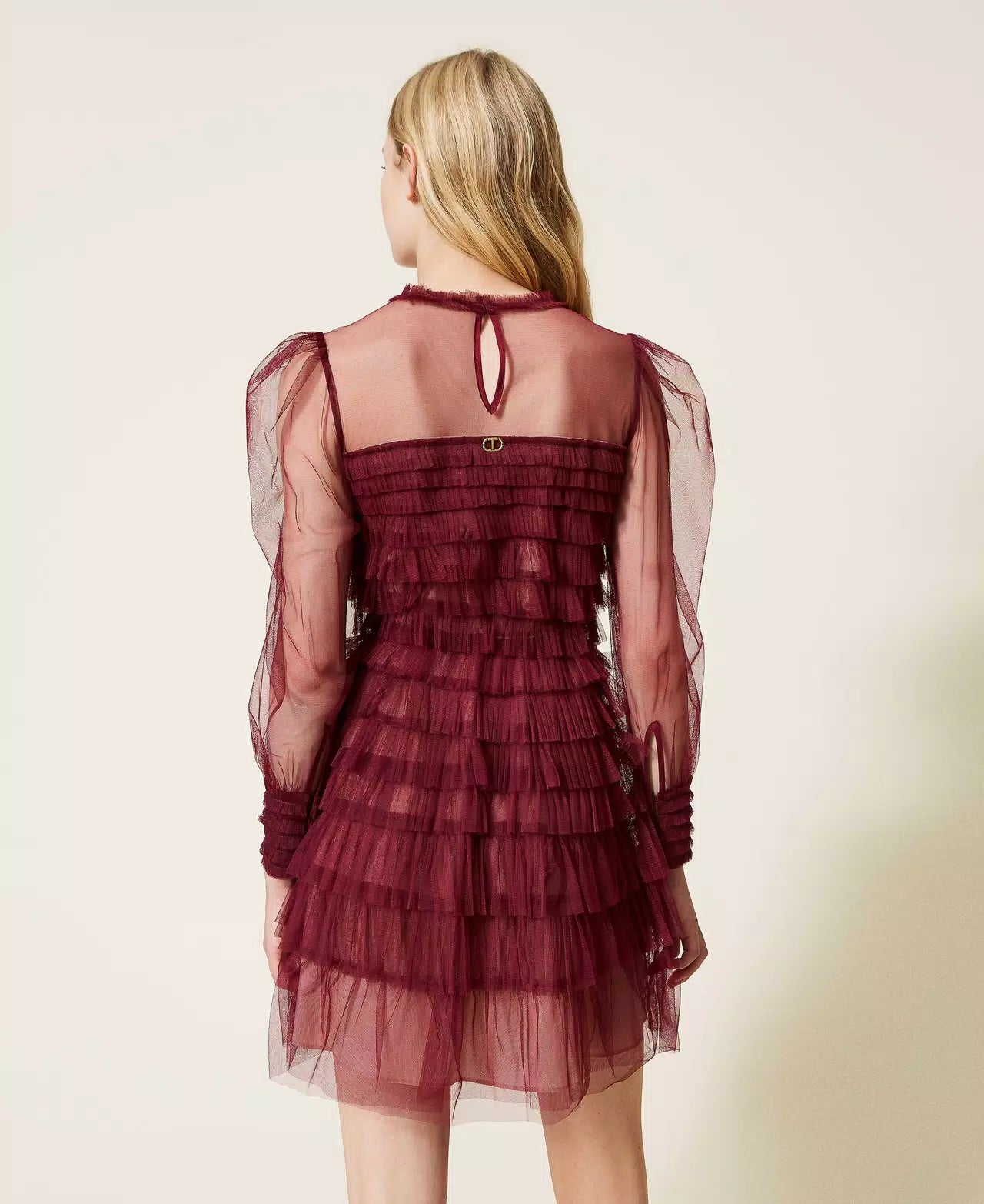 Röyhelöinen burgundy juhlamekko (M)